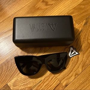 Valley Marmont Sunglasses (Glossy Black)